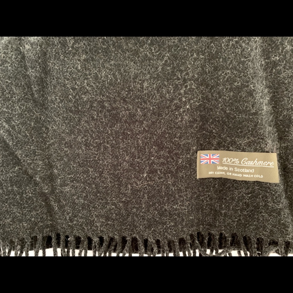 Yummy Cashmere Scarf